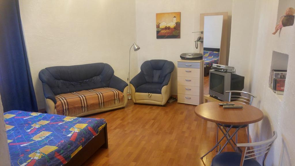 Apartement Kruglouniversitetska 2/1 Kiew Zimmer foto